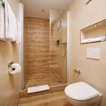 شقة فندقية Schneider Hotel & Apartments Allersberg الرسبرغ